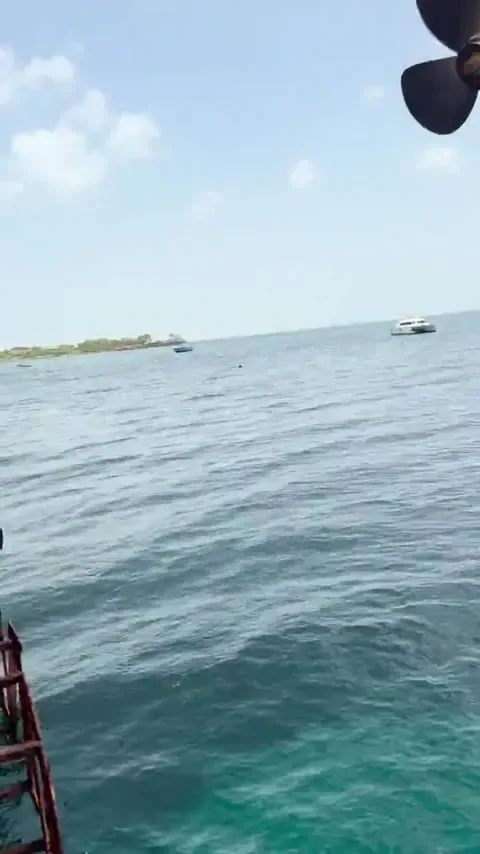 Propeller lift over the water video preview